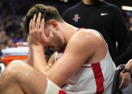 iOS体育APP-包含尤文图斯主力后卫赛前受伤，引发忧虑的词条